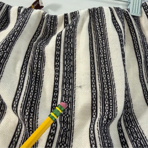 Gypsies & Moondust Black and White Strapless Jumpsuit with Pockets Size Large - Picture 13 of 15